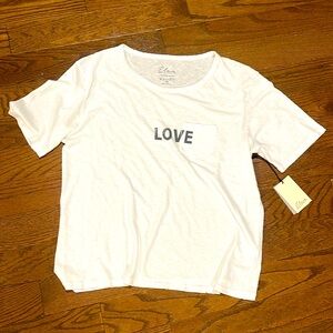 Elan European brand women’s t shirt sz XL, NWT, love